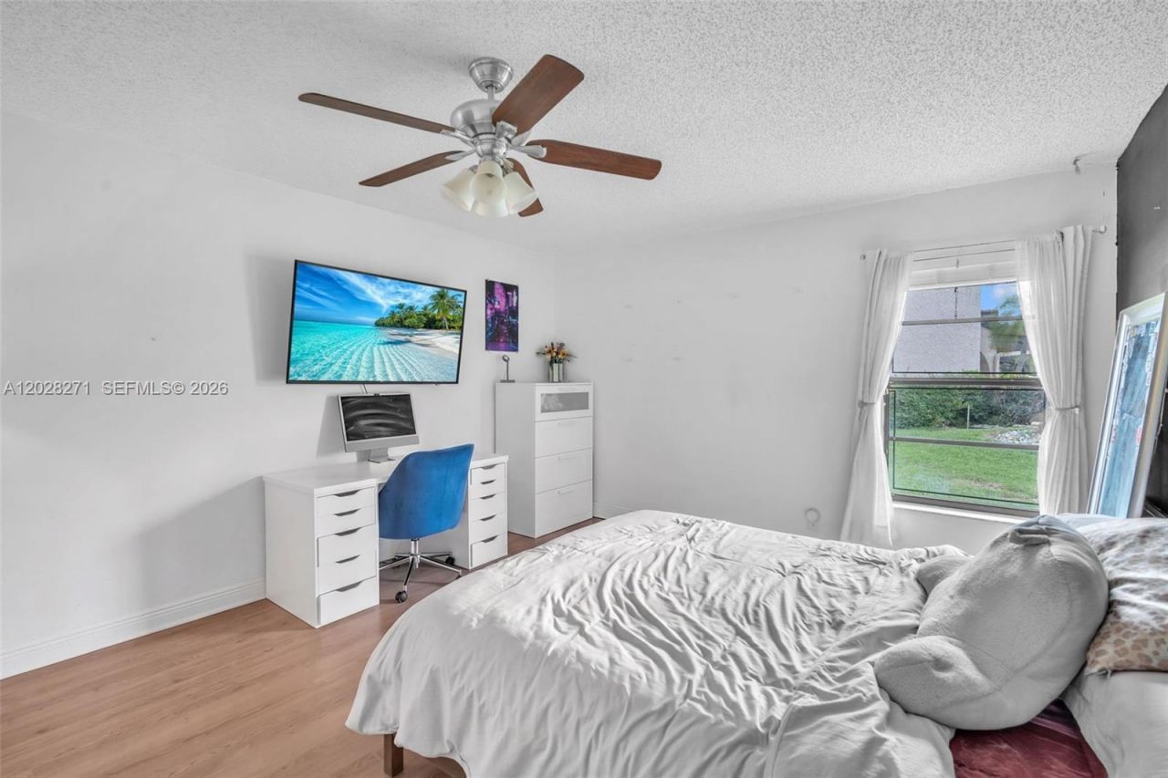 8176 Pine Cir , Unit 6, Tamarac, FL 33321 Photo