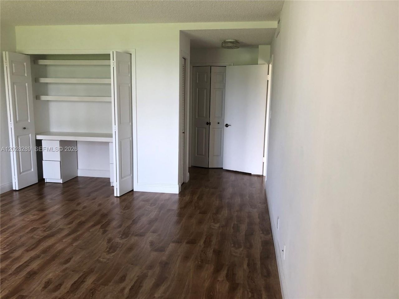 16300 Golf Club Rd , Unit 105, Weston, FL 33326 Photo