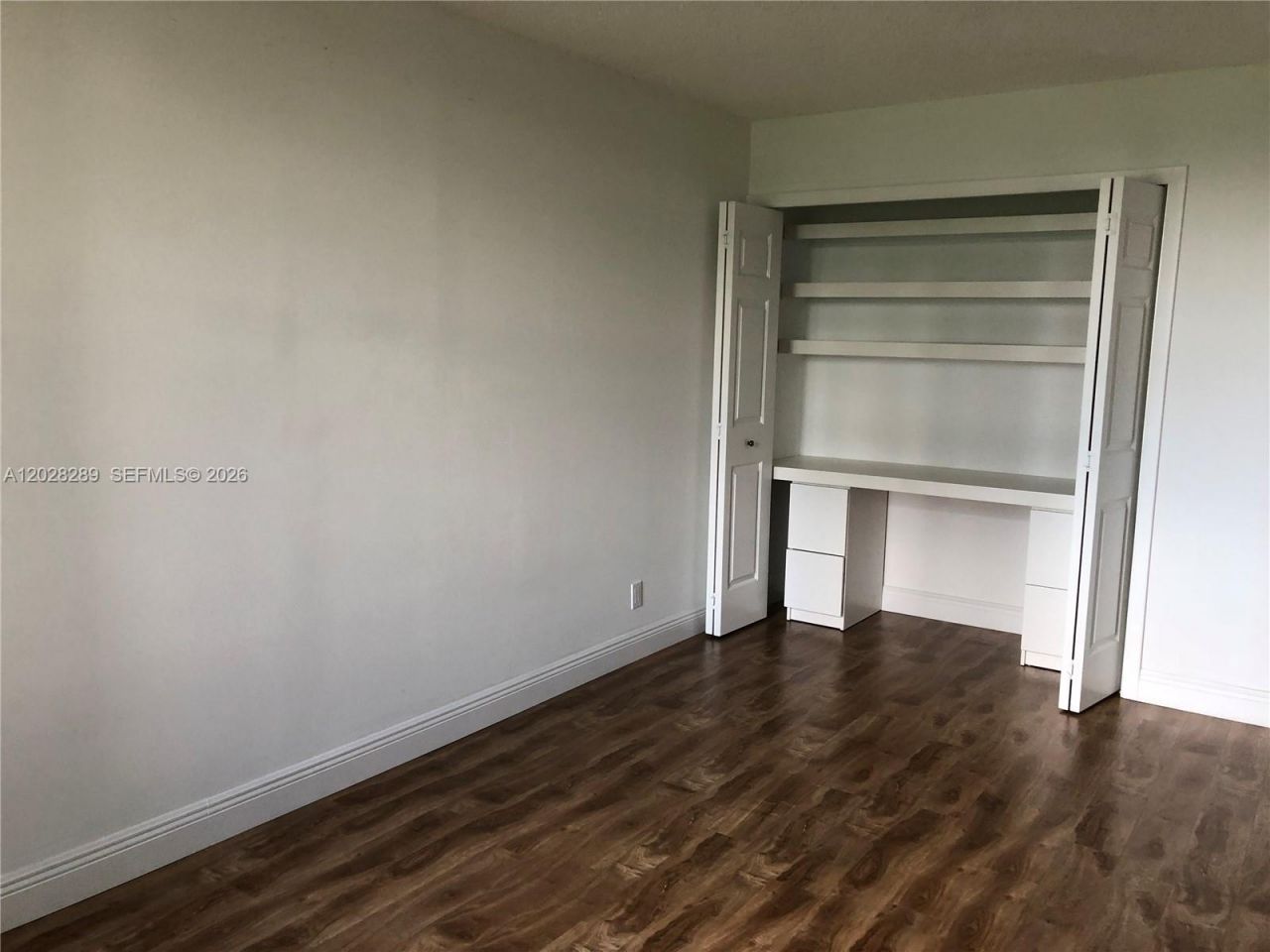 16300 Golf Club Rd , Unit 105, Weston, FL 33326 Photo