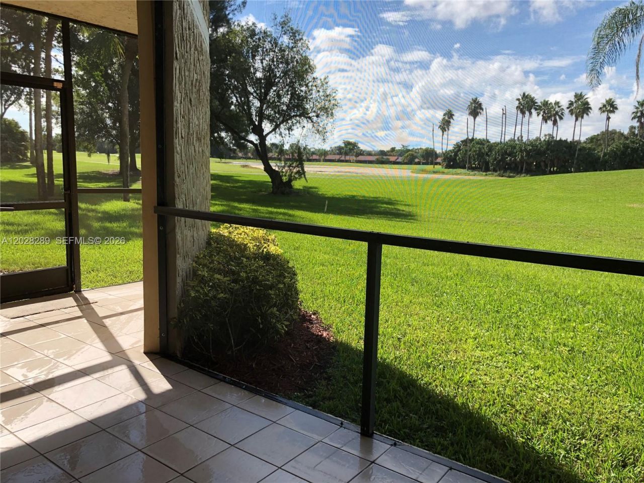 16300 Golf Club Rd , Unit 105, Weston, FL 33326 Photo