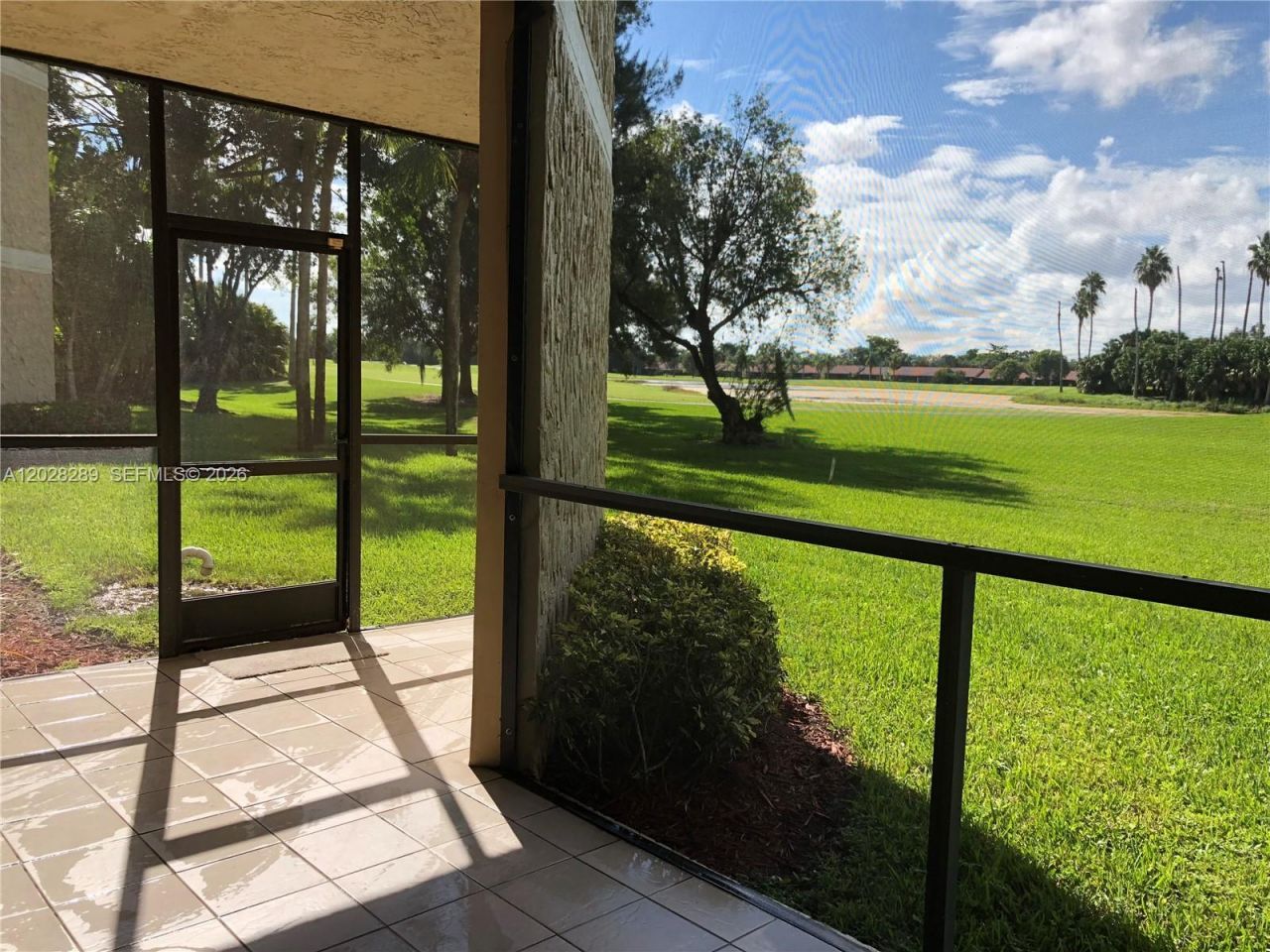 16300 Golf Club Rd , Unit 105, Weston, FL 33326 Photo