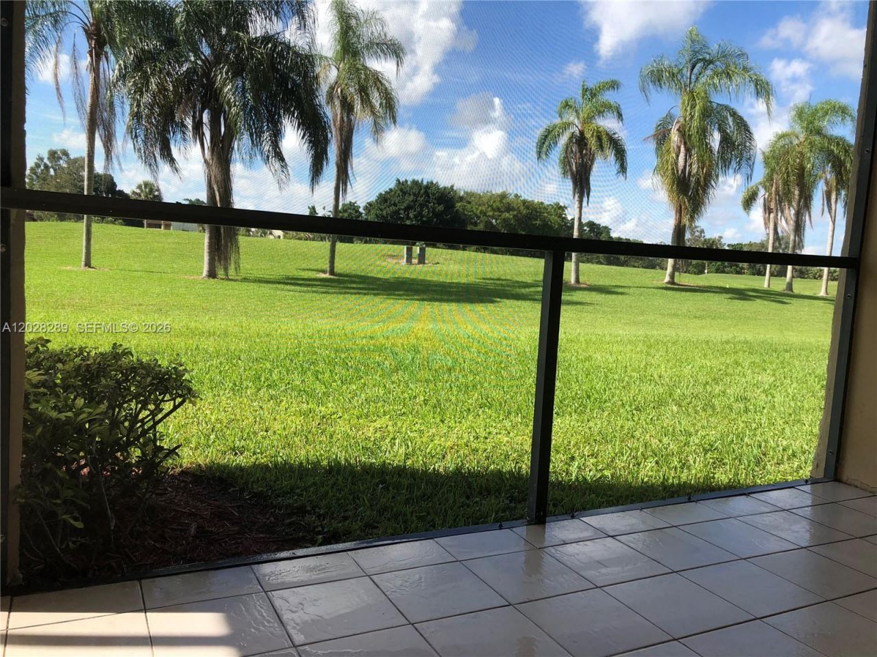 16300 Golf Club Rd , Unit 105, Weston, FL 33326 Photo