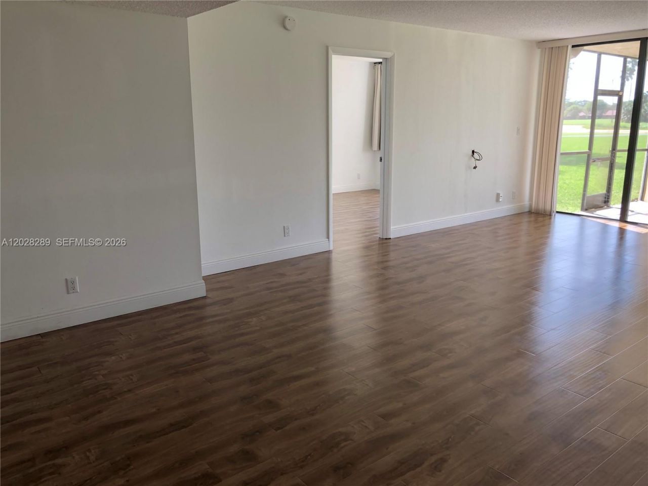 16300 Golf Club Rd , Unit 105, Weston, FL 33326 Photo