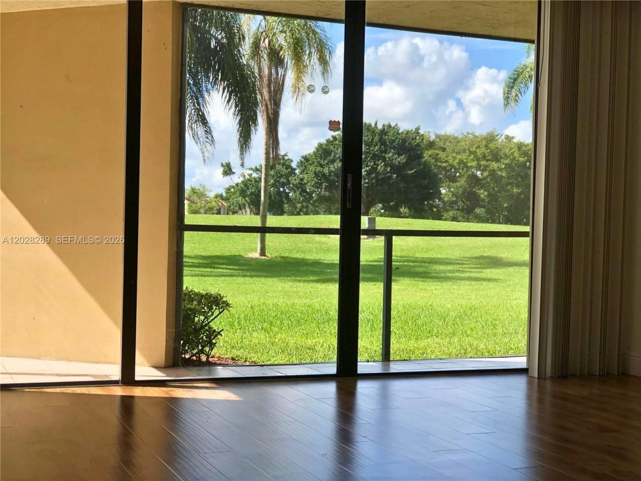 16300 Golf Club Rd , Unit 105, Weston, FL 33326 Photo