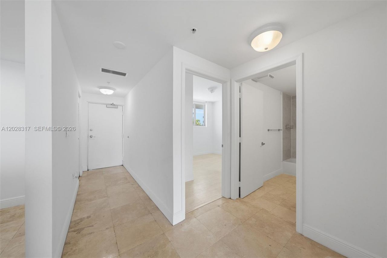 6305 Indian Creek Dr , Unit 5D, Miami Beach, FL 33141 Photo