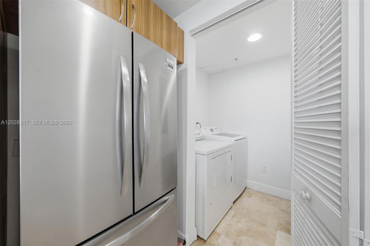 6305 Indian Creek Dr , Unit 5D, Miami Beach, FL 33141 Photo