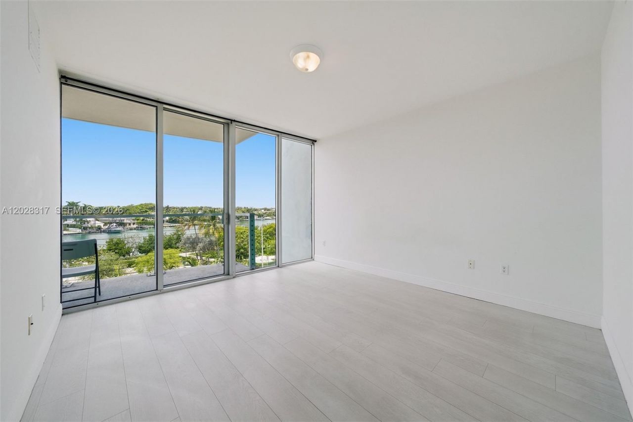 6305 Indian Creek Dr , Unit 5D, Miami Beach, FL 33141 Photo