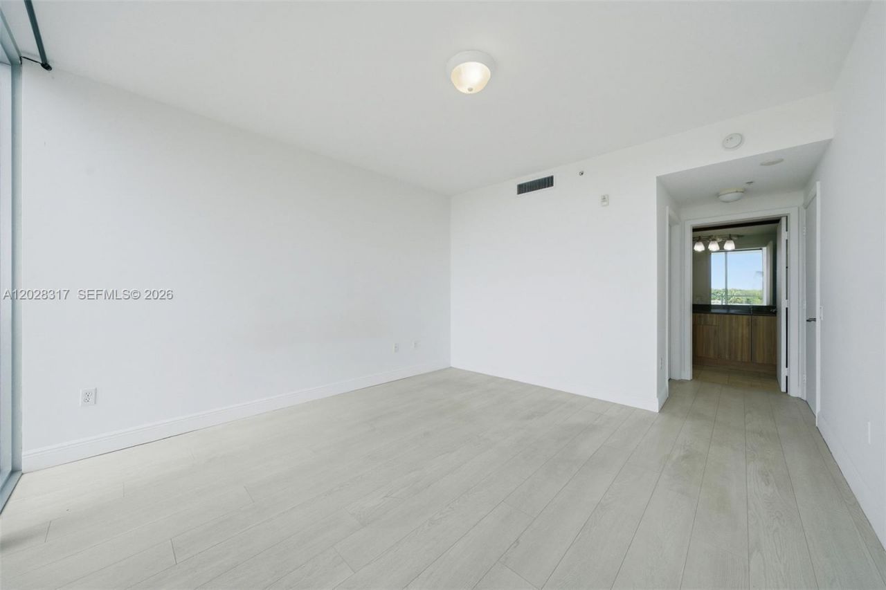 6305 Indian Creek Dr , Unit 5D, Miami Beach, FL 33141 Photo