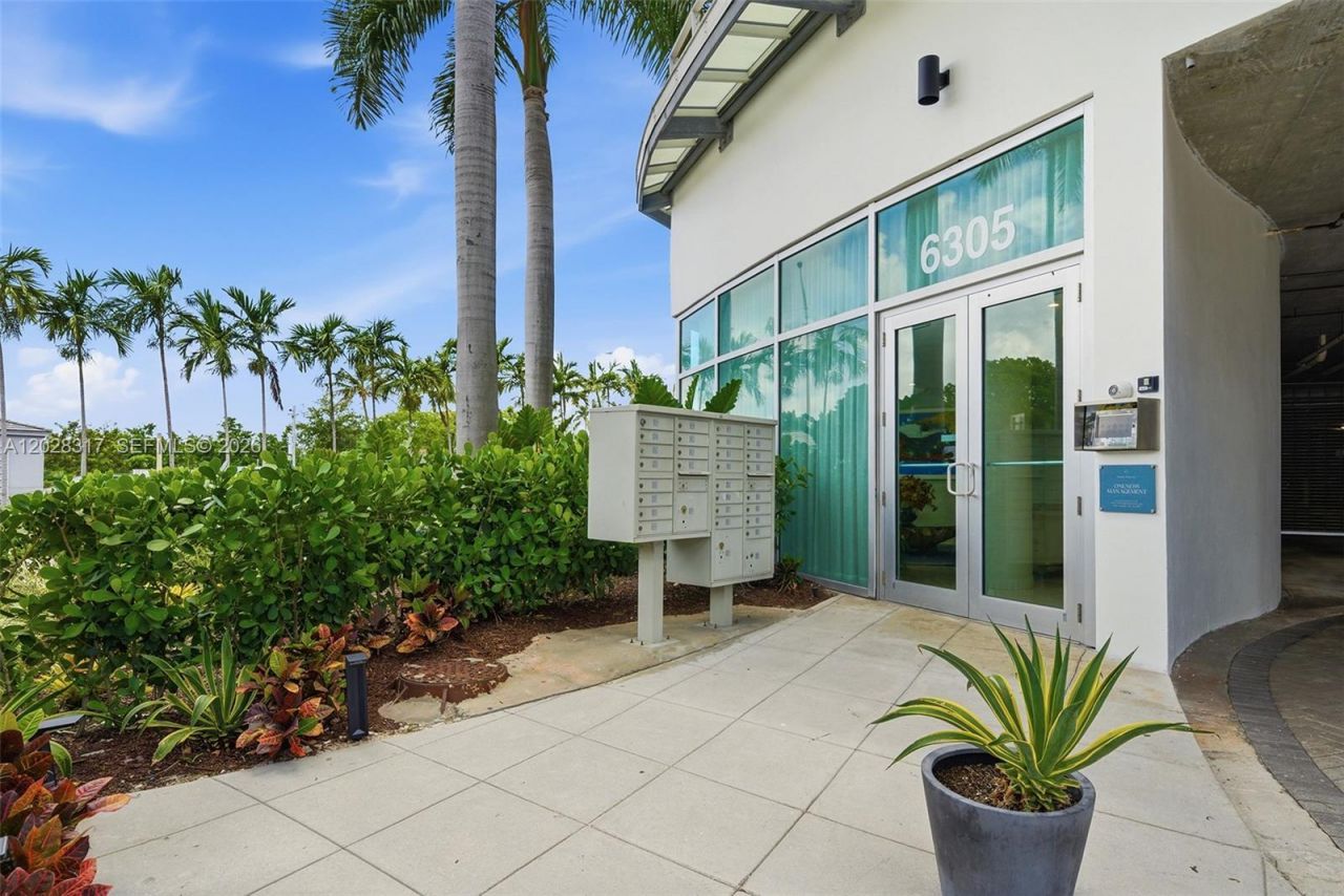 6305 Indian Creek Dr , Unit 5D, Miami Beach, FL 33141 Photo