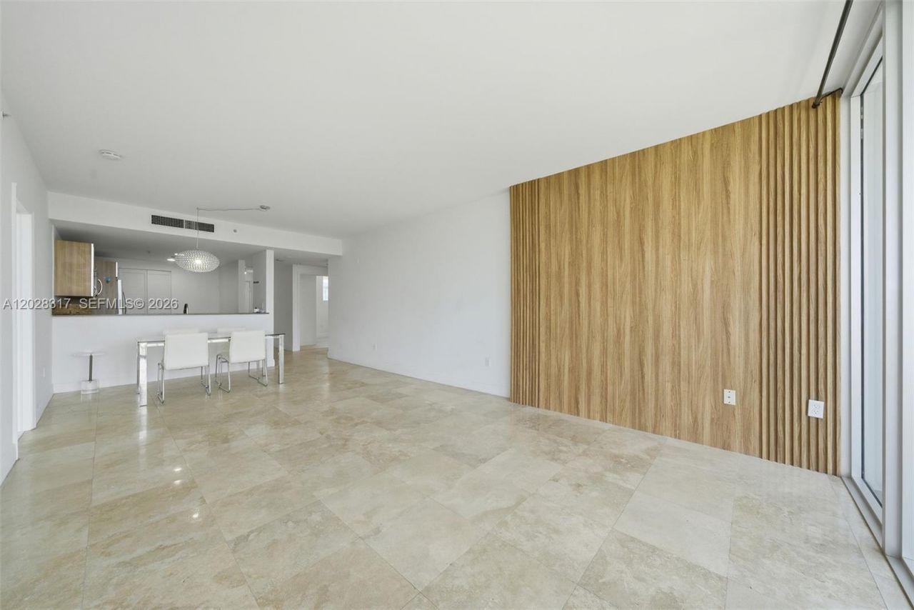 6305 Indian Creek Dr , Unit 5D, Miami Beach, FL 33141 Photo