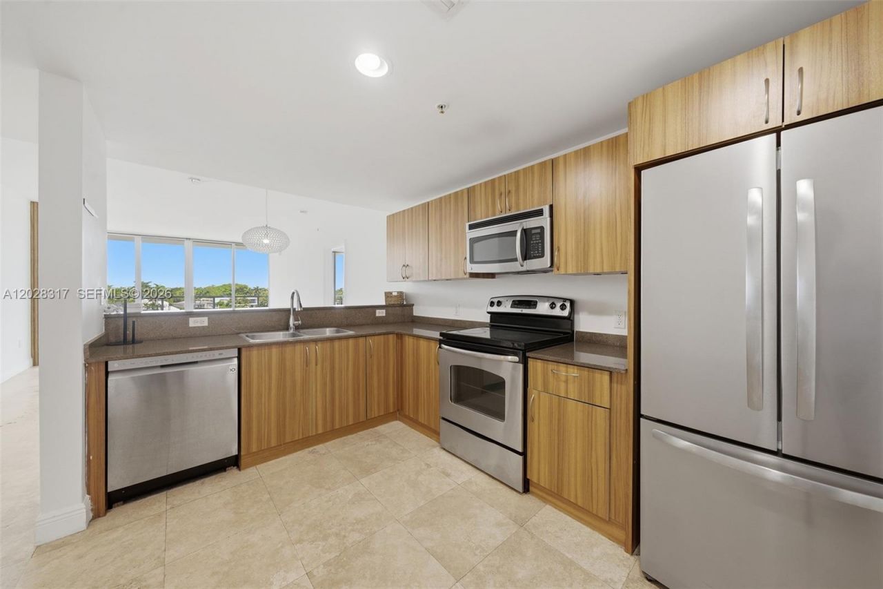 6305 Indian Creek Dr , Unit 5D, Miami Beach, FL 33141 Photo