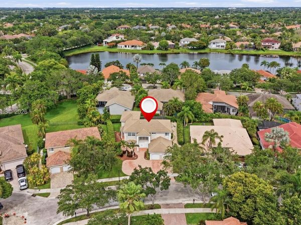 2608 Oakbrook Ct, Weston, FL 33332