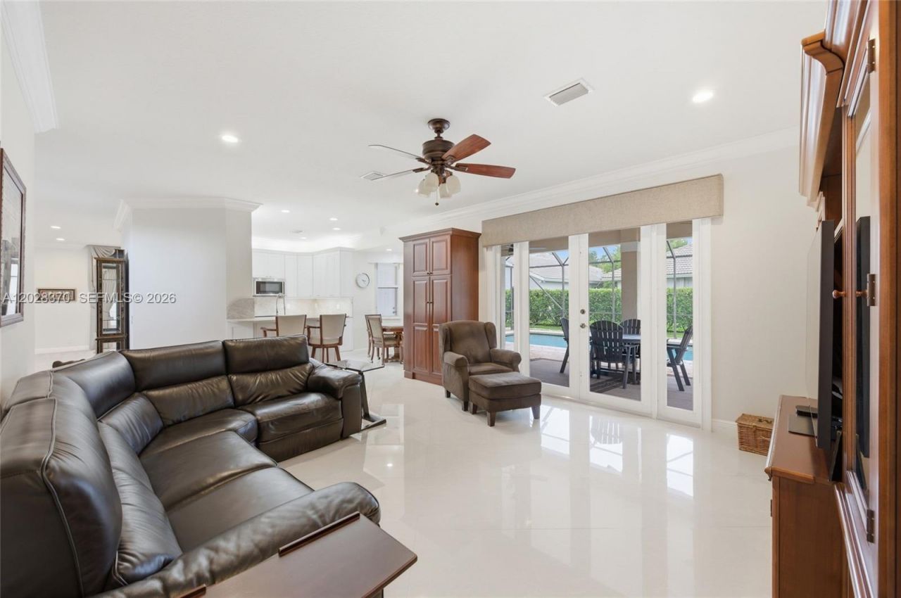 2608 Oakbrook Ct, Weston, FL 33332 Photo