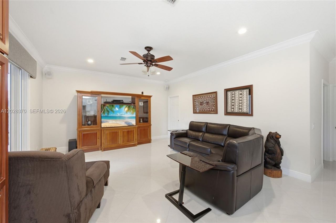 2608 Oakbrook Ct, Weston, FL 33332 Photo