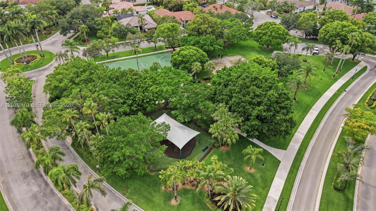 2608 Oakbrook Ct, Weston, FL 33332 Photo