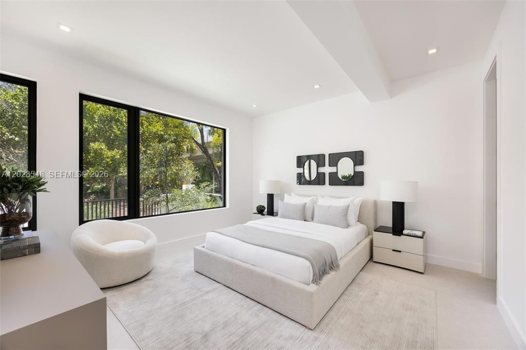 92 SW 28th Road, Unit 4, Miami, FL 33129 Photo