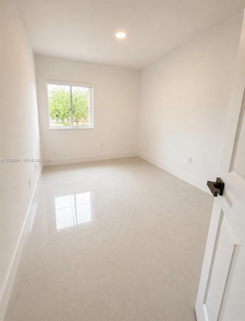 11244 NW 58th Ter , Doral, FL 33178 Photo