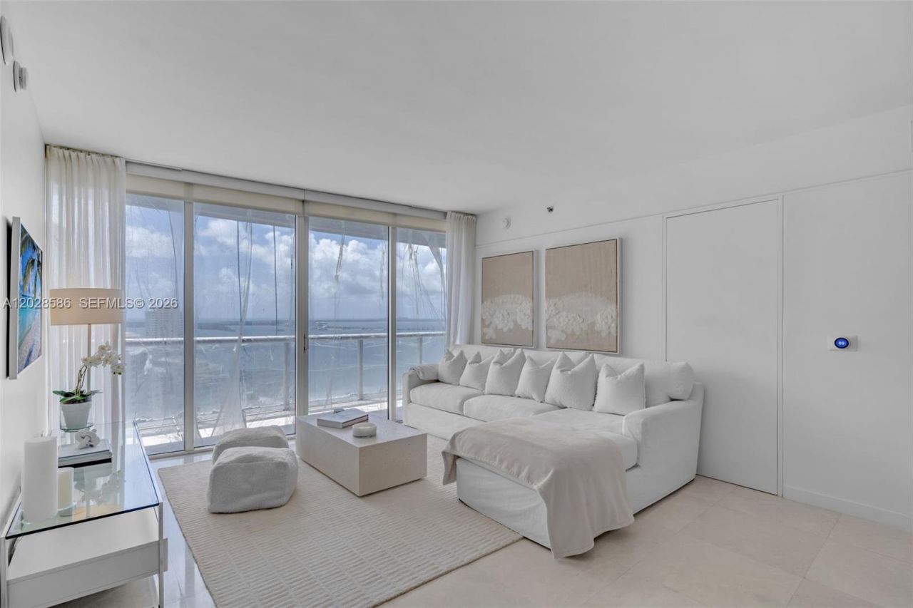 465 Brickell Ave, Unit 2703, Miami, FL 33131 Photo