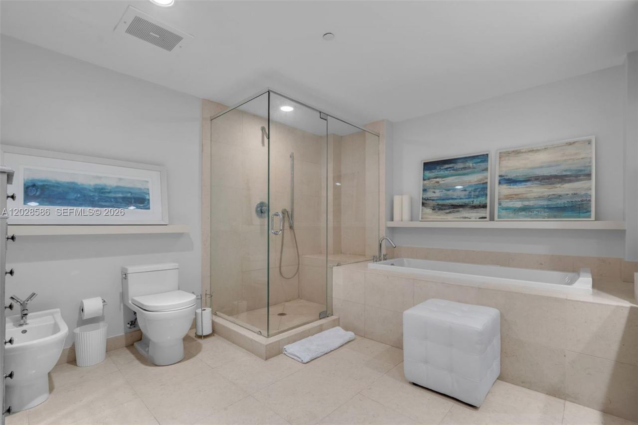 465 Brickell Ave, Unit 2703, Miami, FL 33131 Photo