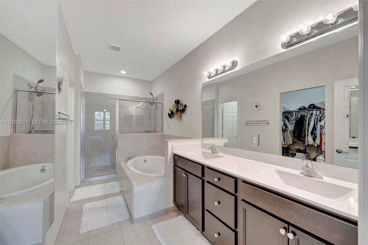232 NE 23rd Ter, Unit 232, Homestead, FL 33033 Photo