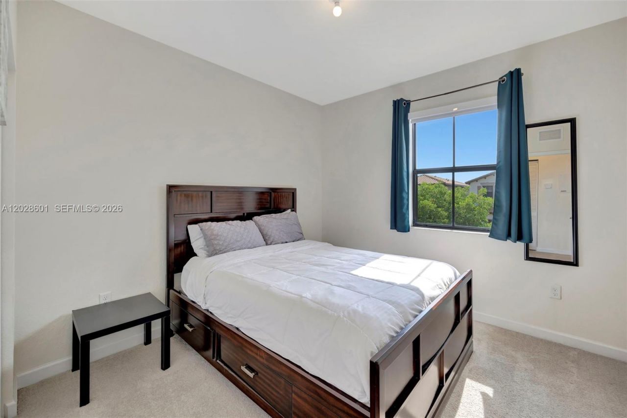 232 NE 23rd Ter, Unit 232, Homestead, FL 33033 Photo