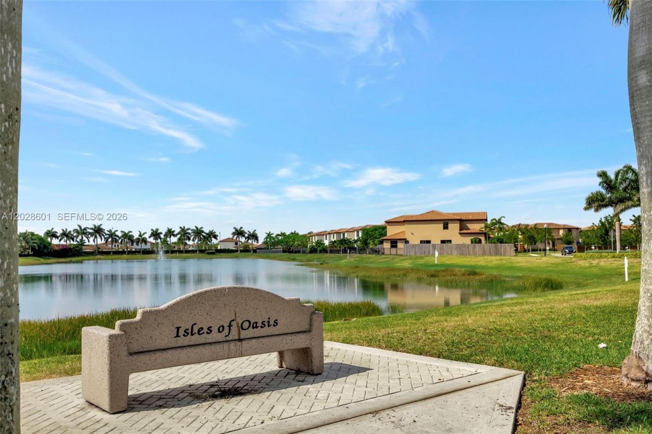 232 NE 23rd Ter, Unit 232, Homestead, FL 33033 Photo