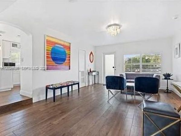 516 SW 12th St , Fort Lauderdale, FL 33315