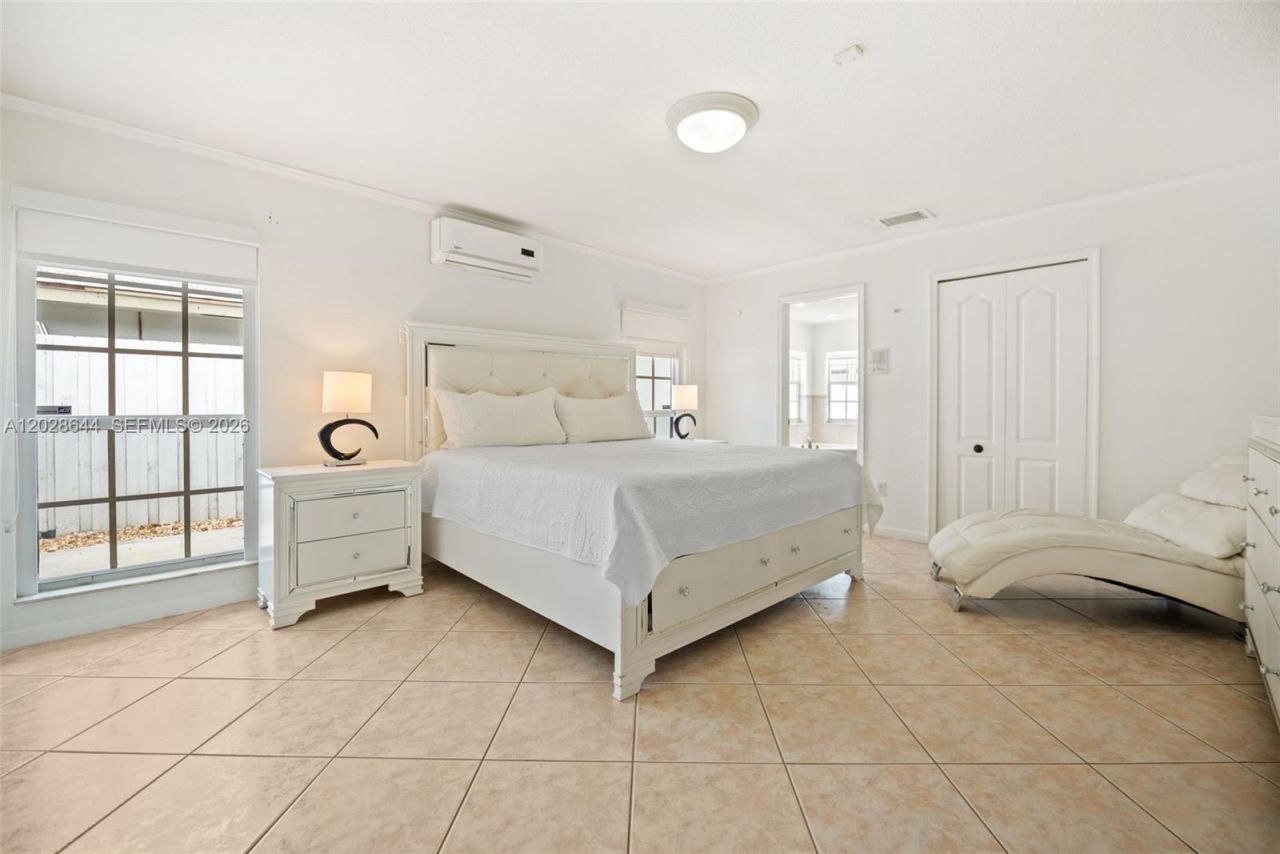 7819 NW 166th Ter , Miami Lakes, FL 33016 Photo