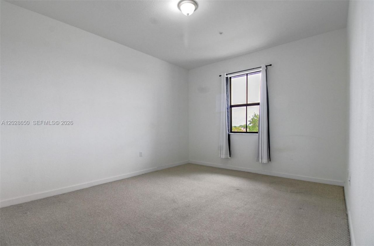 15540 SW 136th St, Unit 4-216, Miami, FL 33196 Photo
