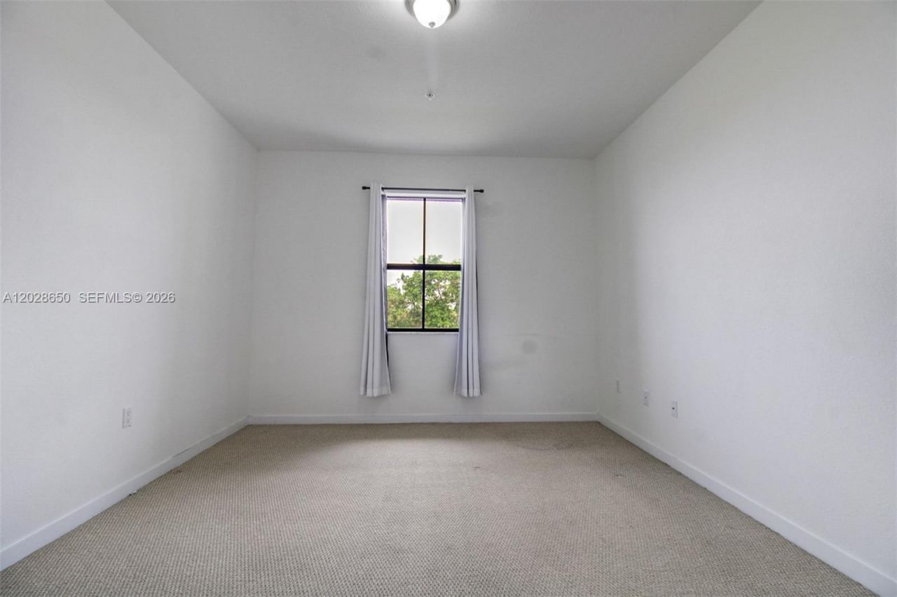 15540 SW 136th St, Unit 4-216, Miami, FL 33196 Photo