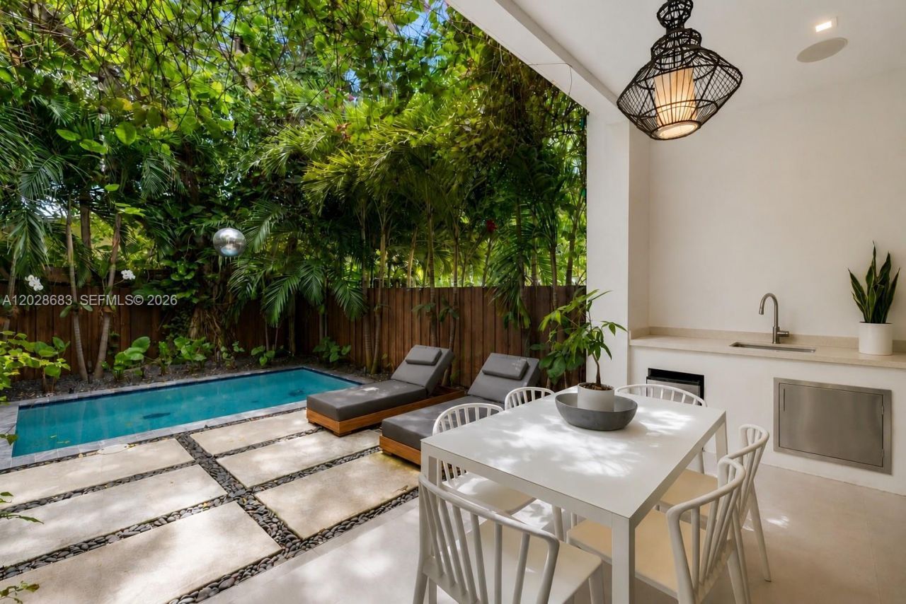 3135 Ohio St , Unit 3135, Miami, FL 33133 Photo