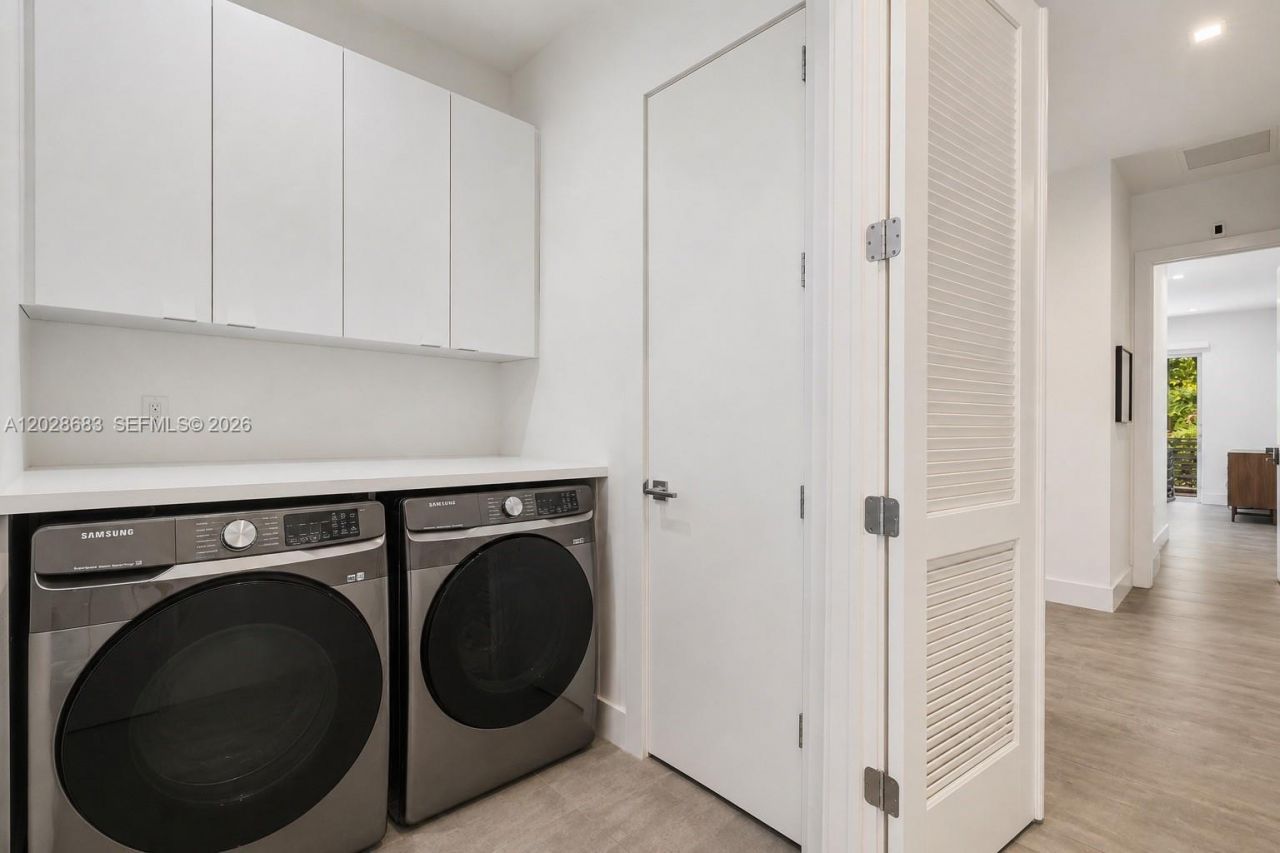 3135 Ohio St , Unit 3135, Miami, FL 33133 Photo