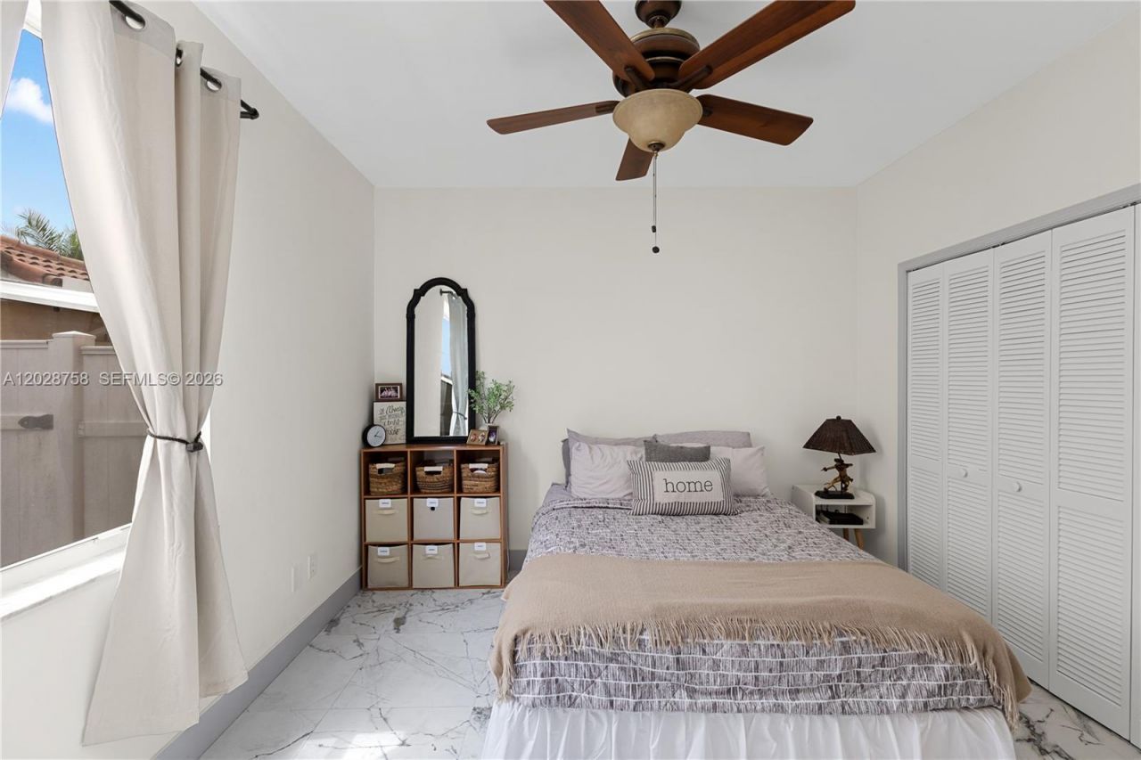 337 SW 188th Terrace , Pembroke Pines, FL 33029 Photo