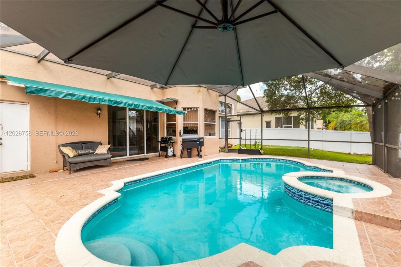 337 SW 188th Terrace , Pembroke Pines, FL 33029 Photo
