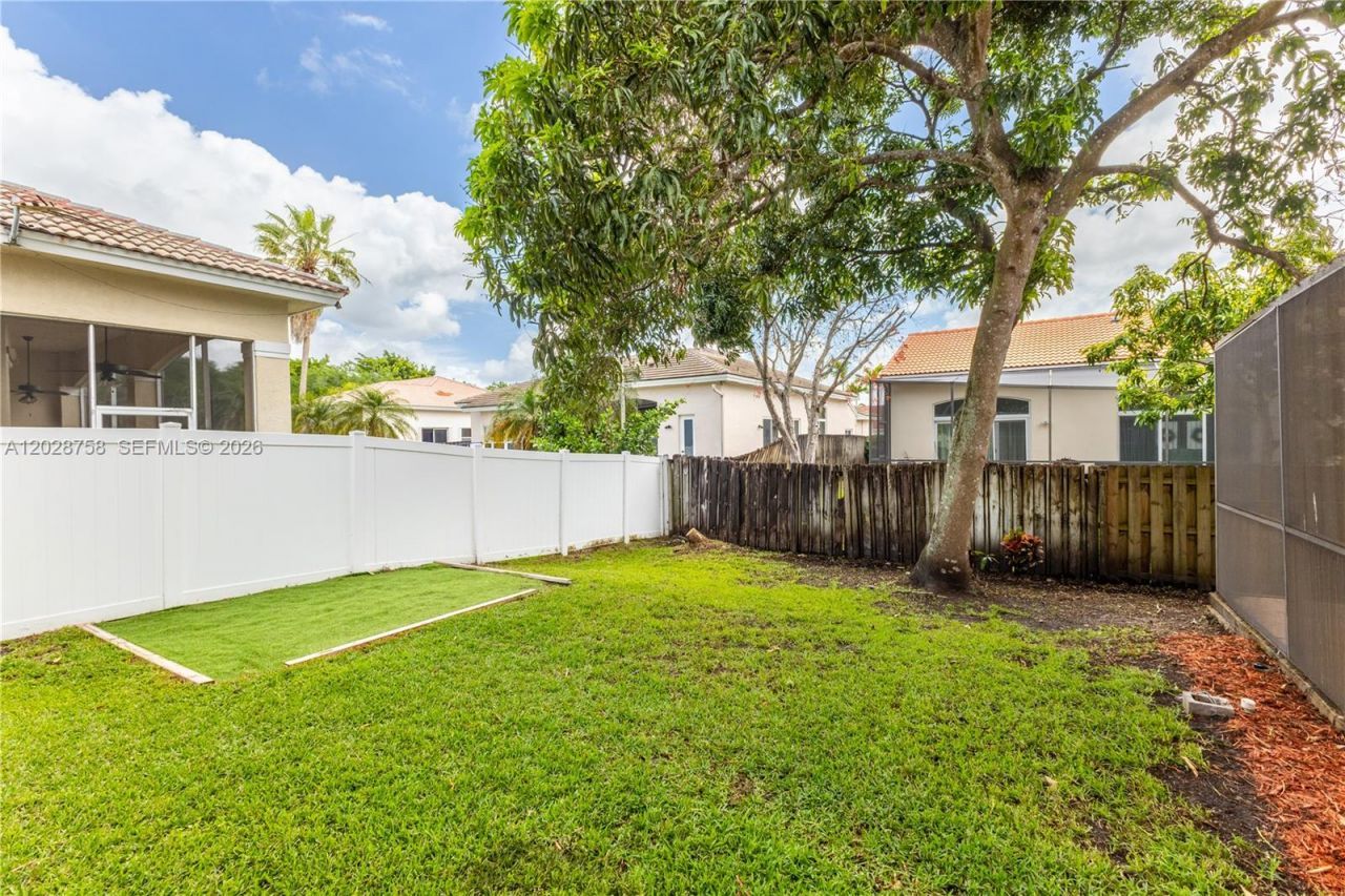 337 SW 188th Terrace , Pembroke Pines, FL 33029 Photo