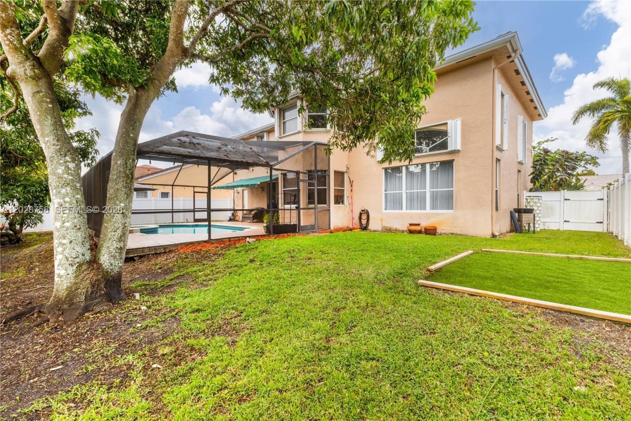 337 SW 188th Terrace , Pembroke Pines, FL 33029 Photo