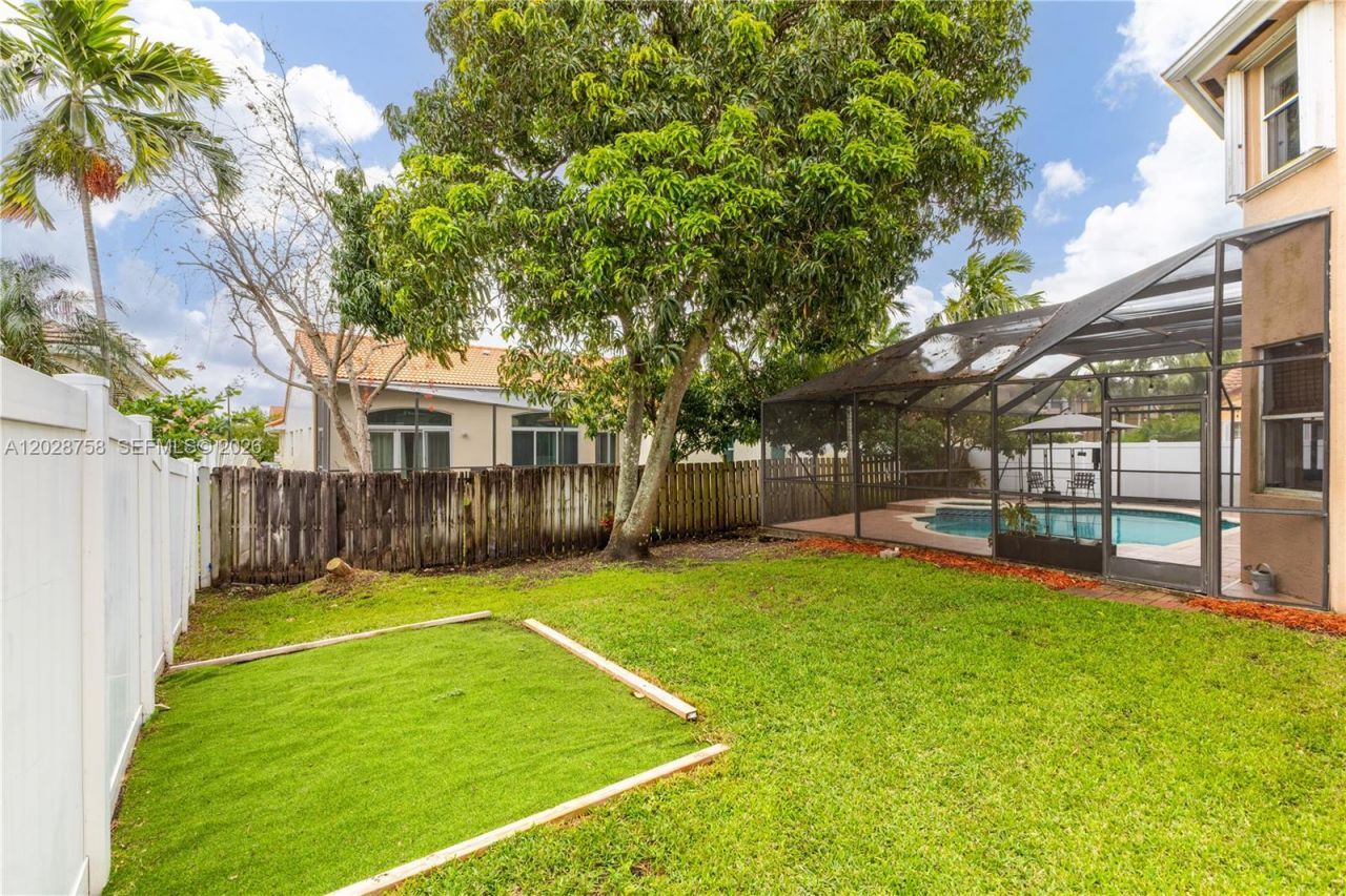 337 SW 188th Terrace , Pembroke Pines, FL 33029 Photo