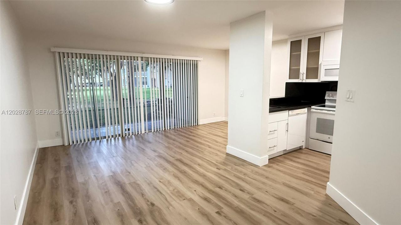 13965 SW 91st Ter , Unit 13965, Miami, FL 33186 Photo
