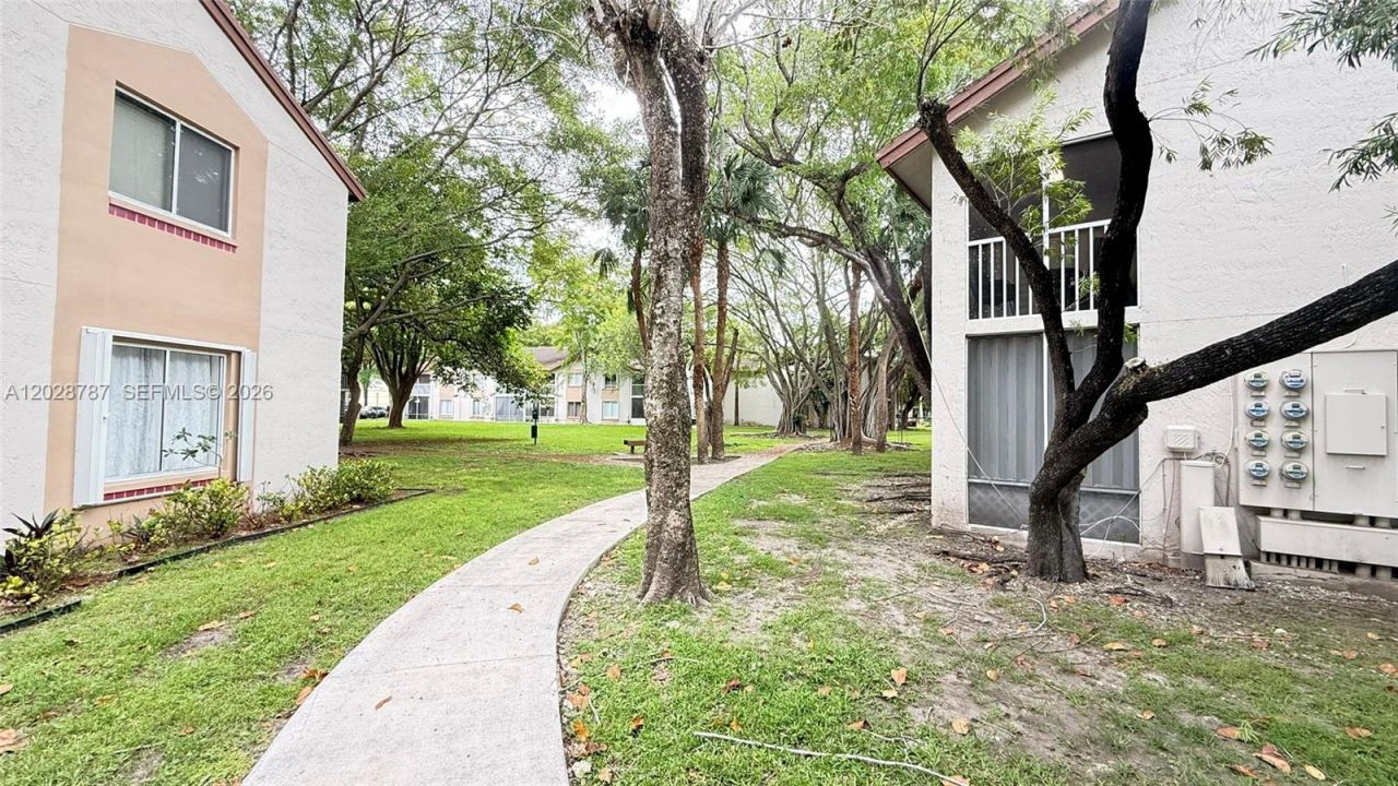 13965 SW 91st Ter , Unit 13965, Miami, FL 33186 Photo