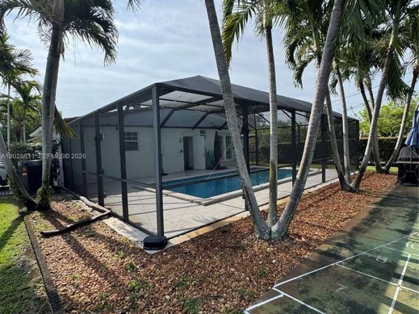 1030 NE 107th St, Unit 1030, Miami Shores, FL 33161