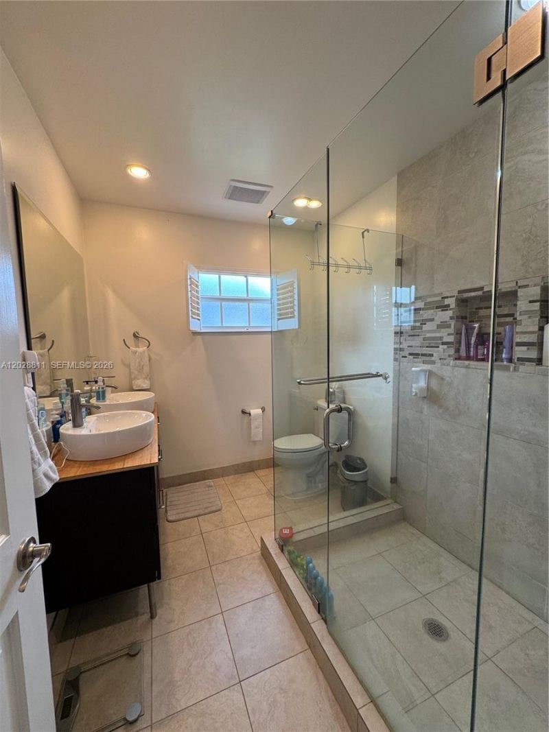 1030 NE 107th St , Unit 1030, Miami Shores, FL 33161 Photo