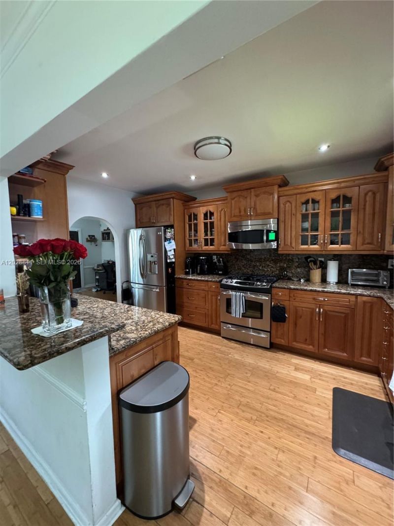1030 NE 107th St , Unit 1030, Miami Shores, FL 33161 Photo
