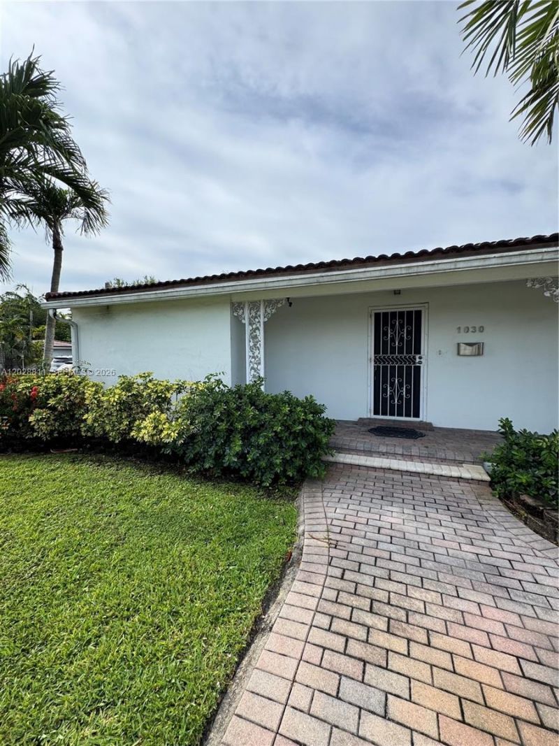 1030 NE 107th St , Unit 1030, Miami Shores, FL 33161 Photo
