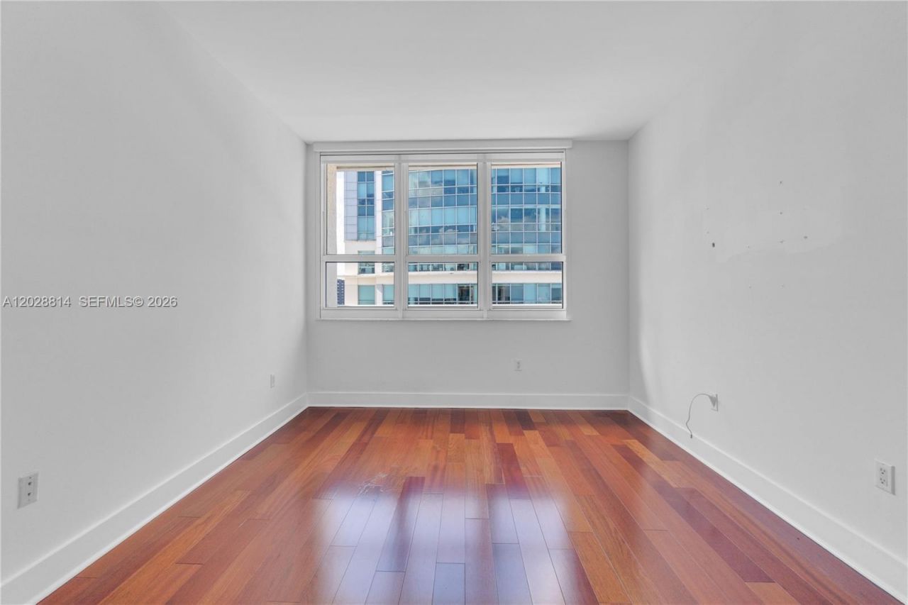 1155 Brickell Bay Dr , Unit PH102, Miami, FL 33131 Photo