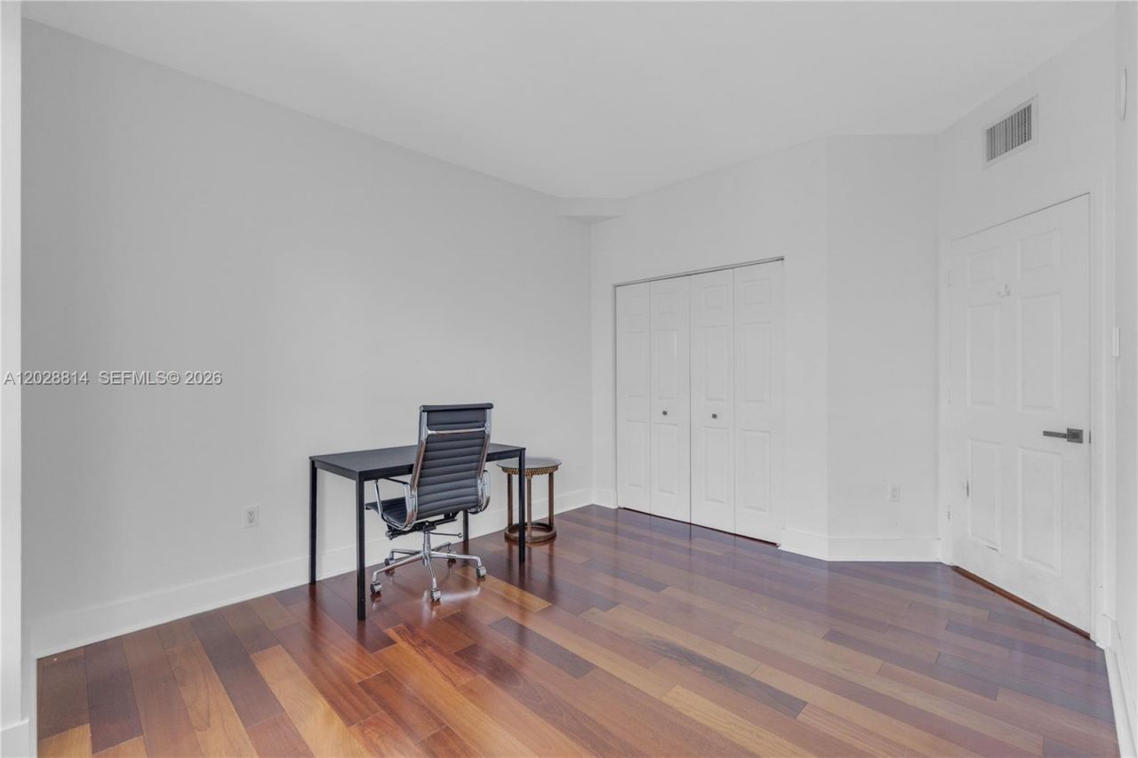 1155 Brickell Bay Dr , Unit PH102, Miami, FL 33131 Photo