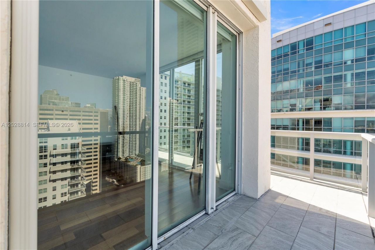 1155 Brickell Bay Dr , Unit PH102, Miami, FL 33131 Photo