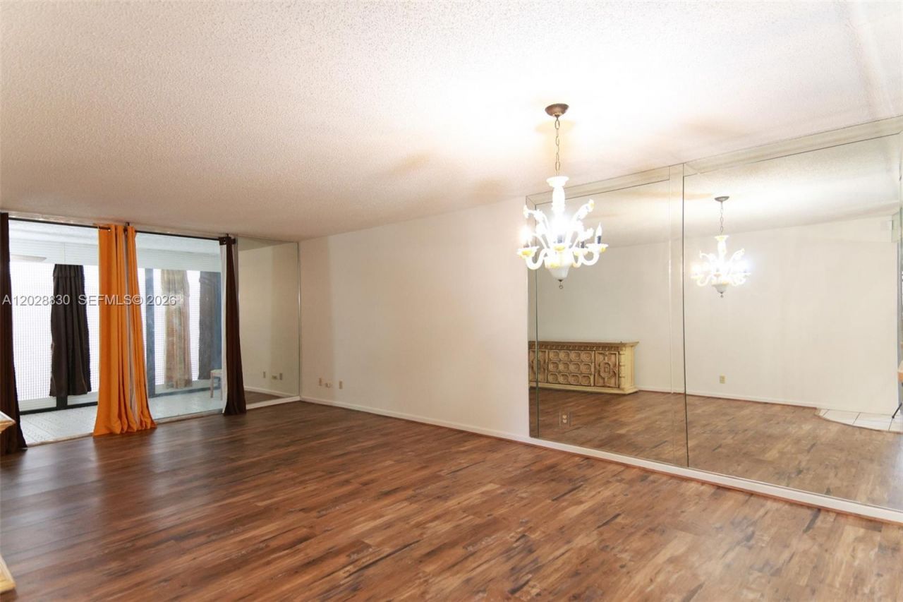 7220 Lake Cir Dr, Unit 101, Margate, FL 33063 Photo