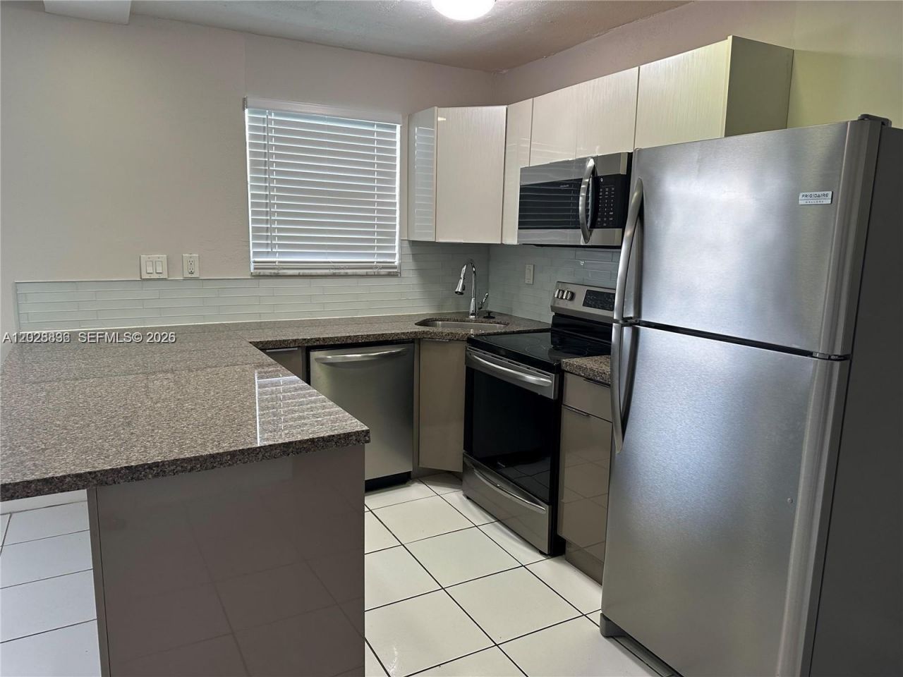 1975 NE 135th St , Unit 3E, North Miami, FL 33181 Main Photo