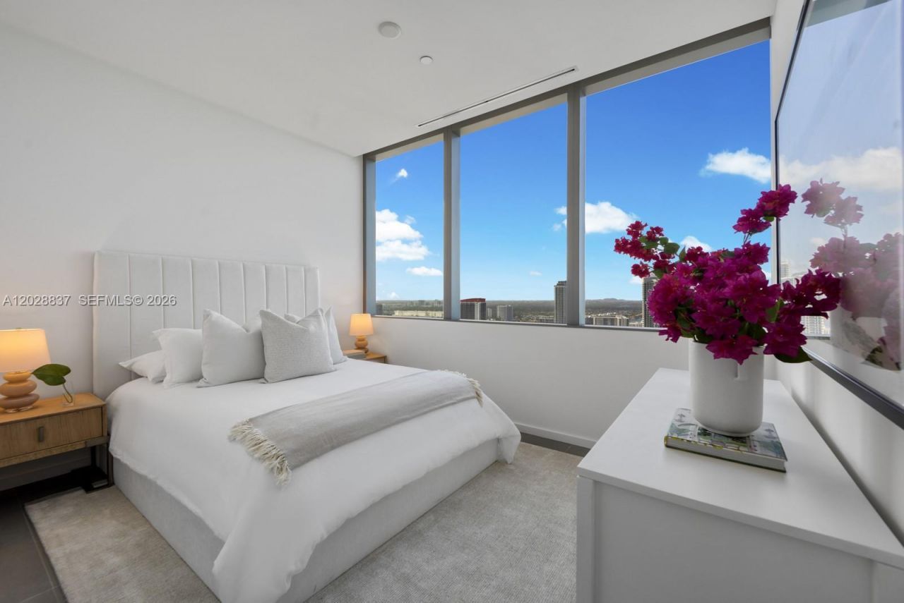 2000 S Ocean Dr, Unit 32A, Hallandale Beach, FL 33009 Photo