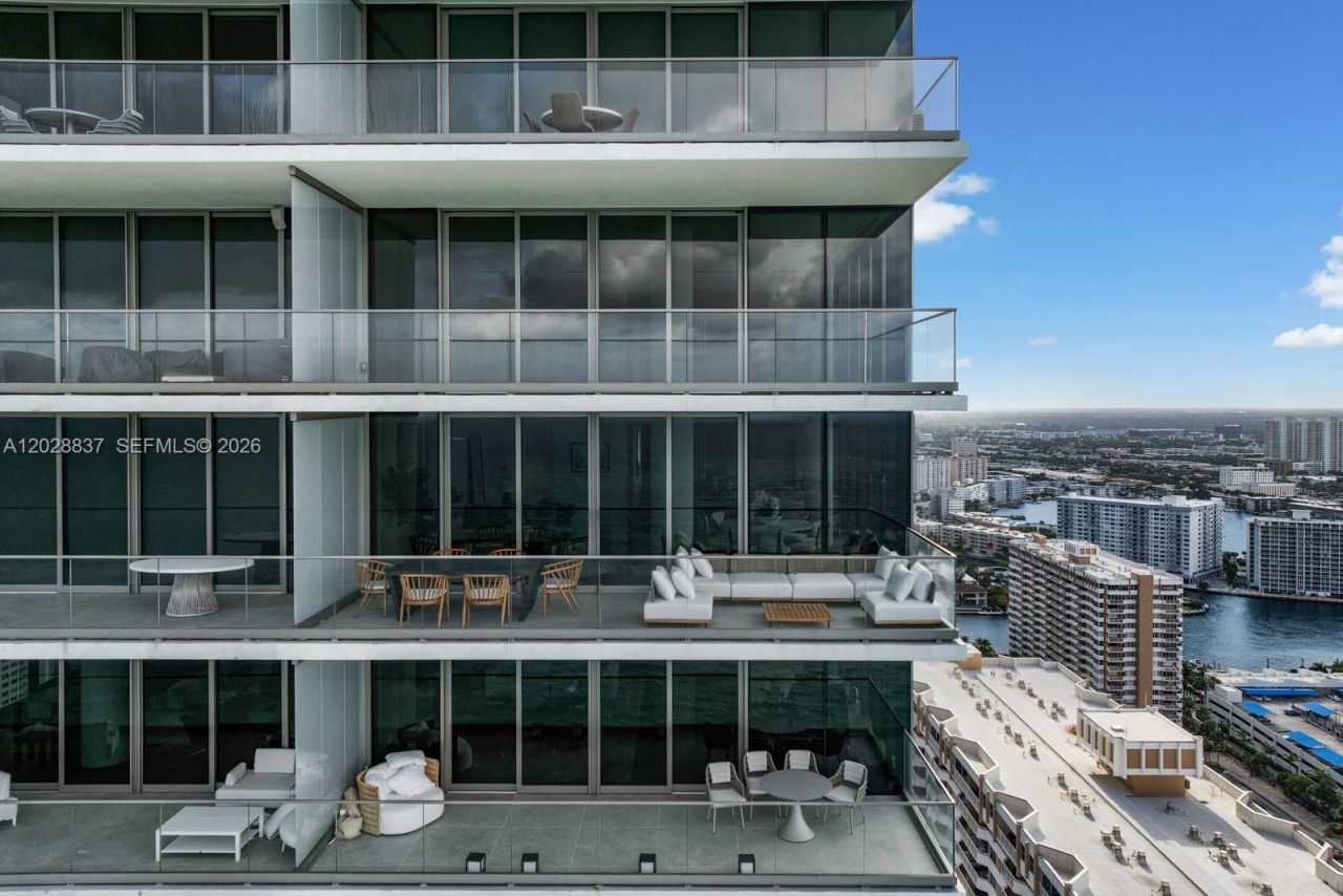 2000 S Ocean Dr, Unit 32A, Hallandale Beach, FL 33009 Photo